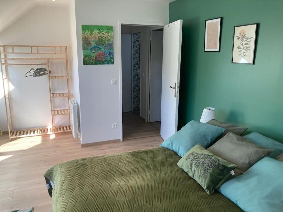 Le Gite Marie-Galante : Belle Maison D'Hotes Avec Acces Piscine En Ete Lanmeur Luaran gambar